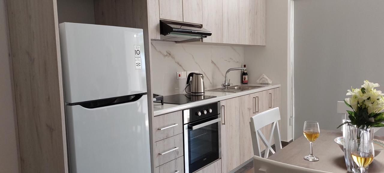 Eleantre Holiday Apartments Paphos Extérieur photo