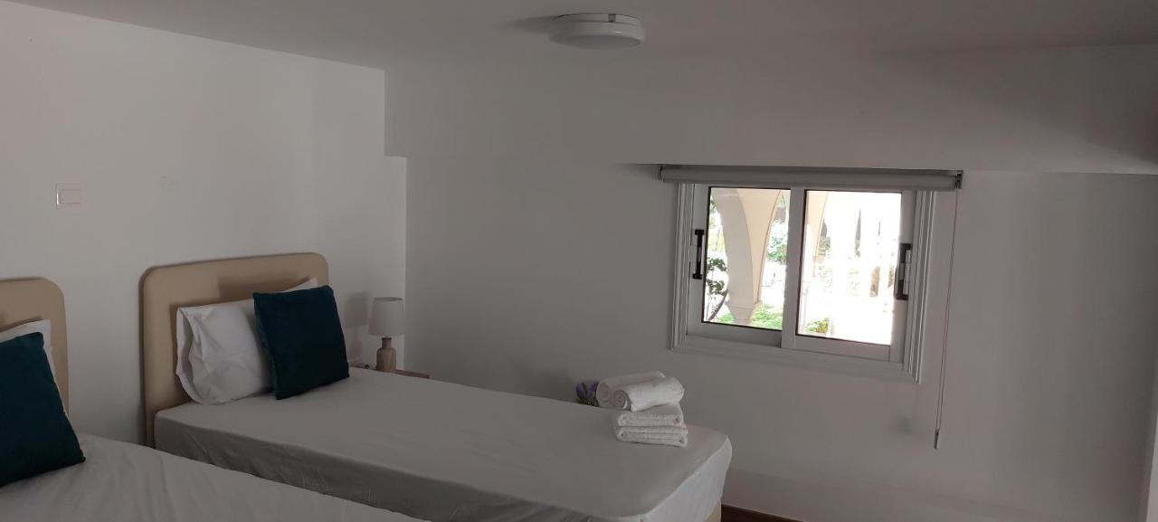 Eleantre Holiday Apartments Paphos Extérieur photo